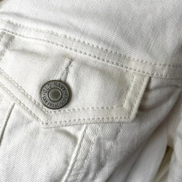 White Jean Jacket 🤍 - Picture 6 of 7